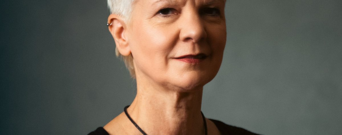 Catherine Martin – violin